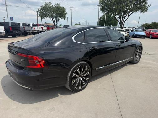 Black Stone 2023 Volvo S90 B6 Plus