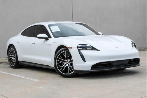 Carrara White Metallic 2022 Porsche Taycan RWD