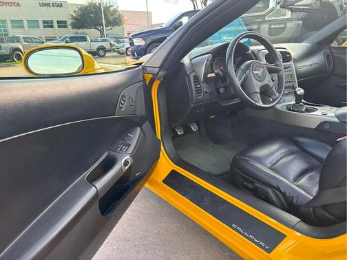 2005 Chevrolet Corvette Base