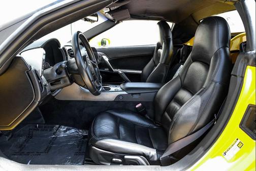 Millenium Yellow 2005 Chevrolet Corvette Base