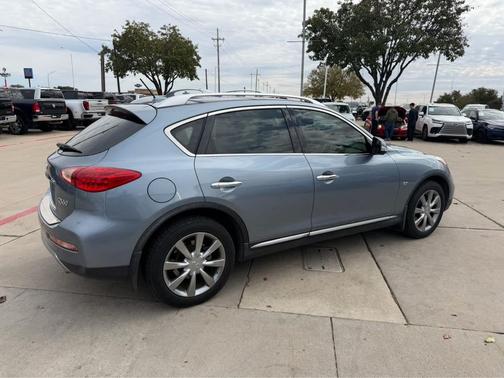 2017 INFINITI QX50 Base