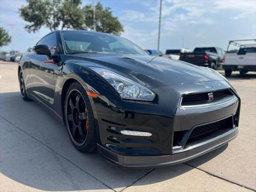 2014 Nissan GT-R Black Edition