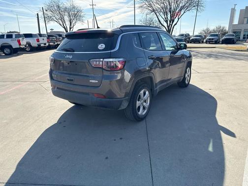2018 Jeep Compass Latitude
