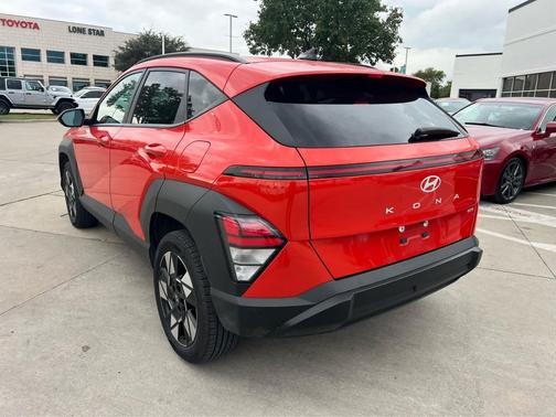 2024 Hyundai KONA SEL