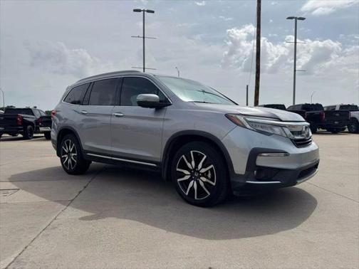 2021 Honda Pilot Touring 8-Passenger