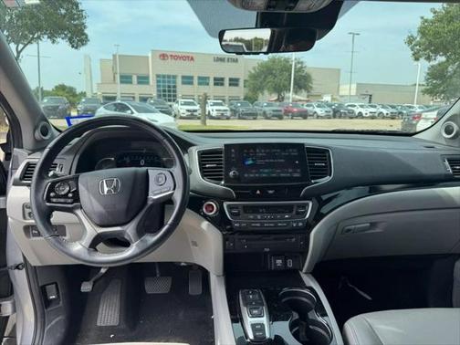 2021 Honda Pilot Touring 8-Passenger
