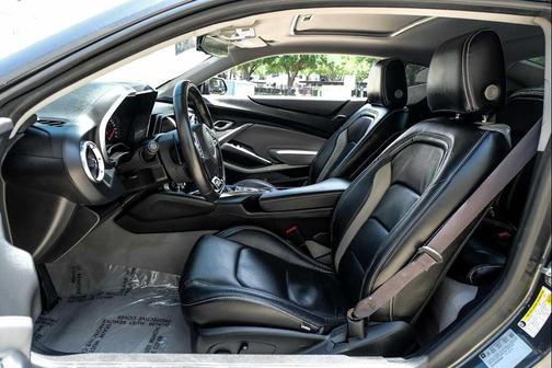 Nightfall Gray Metallic 2017 Chevrolet Camaro 1SS