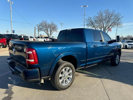 2019 RAM 2500 Limited Mega Cab 4x4 6'4' Box