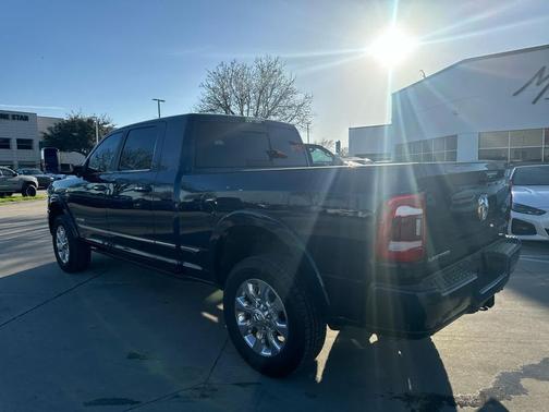 2019 RAM 2500 Limited Mega Cab 4x4 6'4' Box