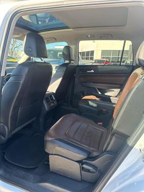 2021 Volkswagen Atlas 3.6L SEL Premium