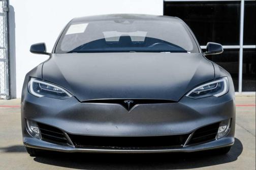 2016 Tesla Model S 70D
