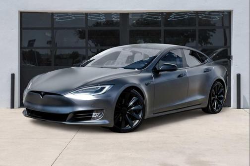 2016 Tesla Model S 70D