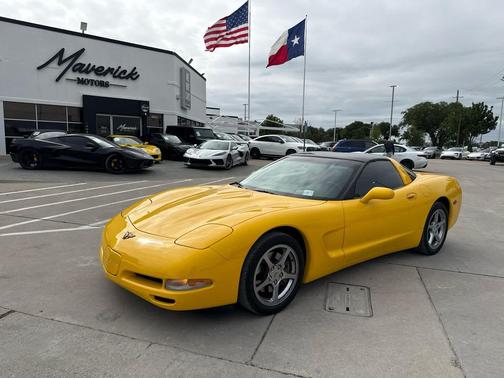 Millenium Yellow 2002 Chevrolet Corvette Base