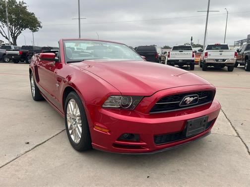 2013 Ford Mustang V6 Premium