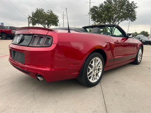 2013 Ford Mustang V6 Premium