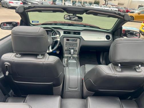 2013 Ford Mustang V6 Premium