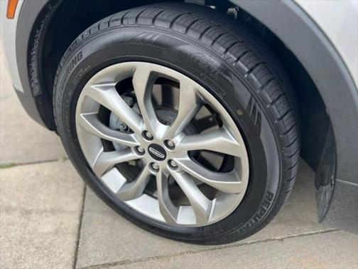 2015 Lincoln MKC Base