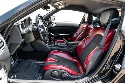 Magnetic Black Metallic 2015 Nissan 370Z Touring