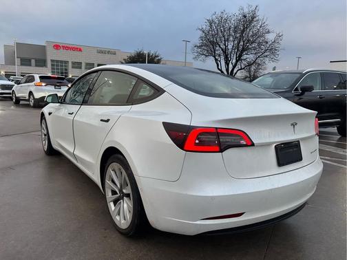 2022 Tesla Model 3 Long Range