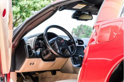 2005 Chevrolet Corvette Base