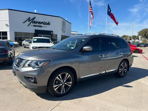 2017 Nissan Pathfinder Platinum