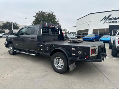 2019 RAM 3500 Tradesman Crew Cab 4x4 8' Box