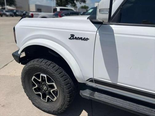 2022 Ford Bronco Outer Banks