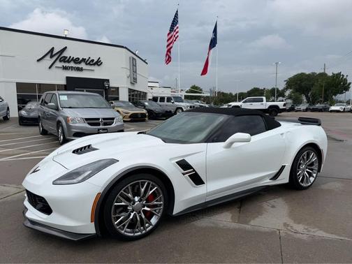 Arctic White 2017 Chevrolet Corvette Grand Sport