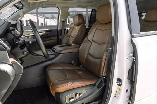2016 Cadillac Escalade Sport