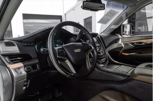 2016 Cadillac Escalade Sport