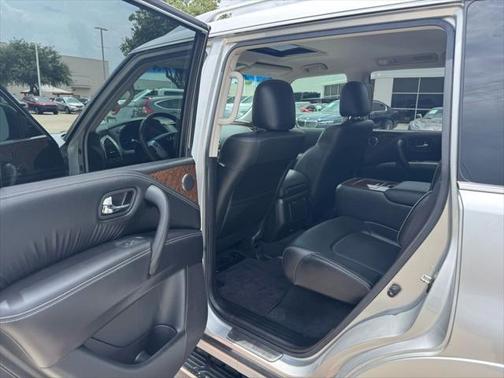 2016 INFINITI QX80 Base