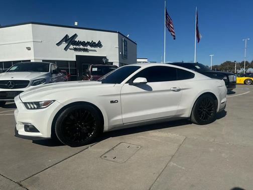 2017 Ford Mustang GT Premium