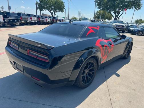 2016 Dodge Challenger SRT Hellcat