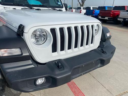 2021 Jeep Wrangler Sport S