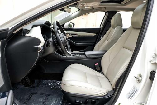 Snowflake White Pearl Mica 2020 Mazda Mazda3 AWD w/Premium Package