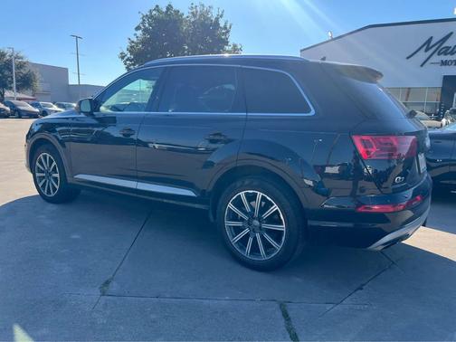 2017 Audi Q7 3.0T Premium