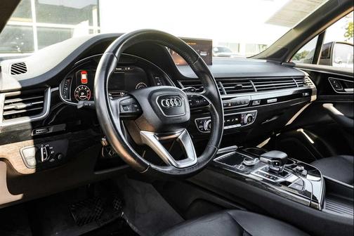 2017 Audi Q7 3.0T Premium