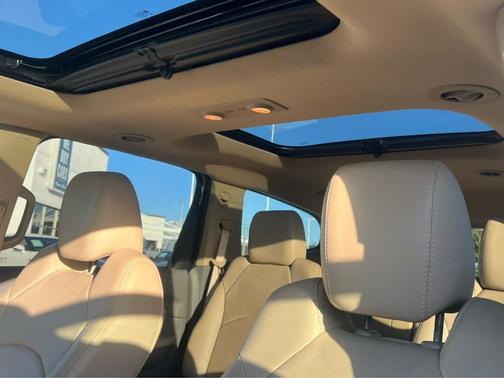 2012 Chevrolet Traverse LT