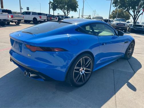 2019 Jaguar F-TYPE R