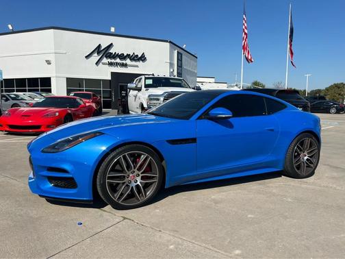 2019 Jaguar F-TYPE R