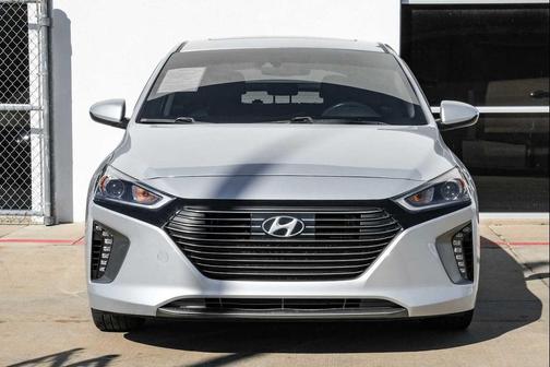 2018 Hyundai IONIQ Hybrid Limited