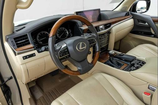 2019 Lexus LX 570 Base