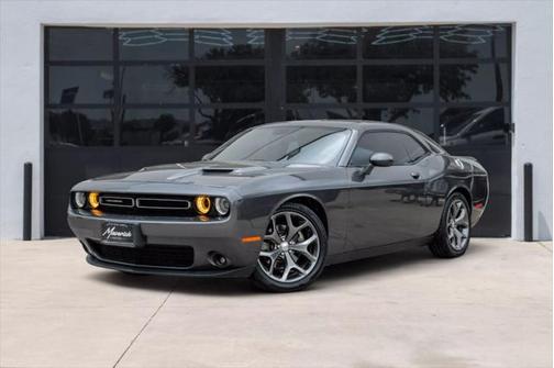 2015 Dodge Challenger SXT Plus