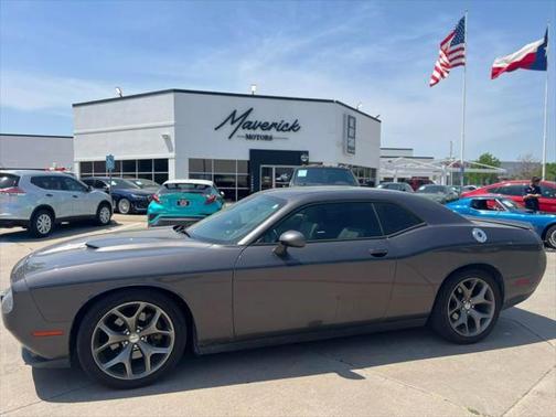 2015 Dodge Challenger SXT Plus