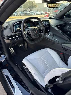 2023 Chevrolet Corvette Stingray w/3LT