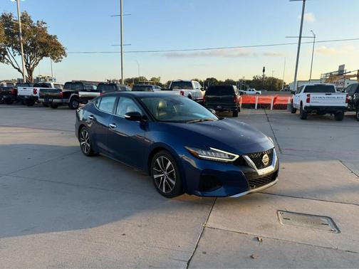 2022 Nissan Maxima SV Xtronic CVT