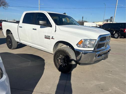 2018 RAM 2500 SLT Crew Cab 4x4 6'4' Box