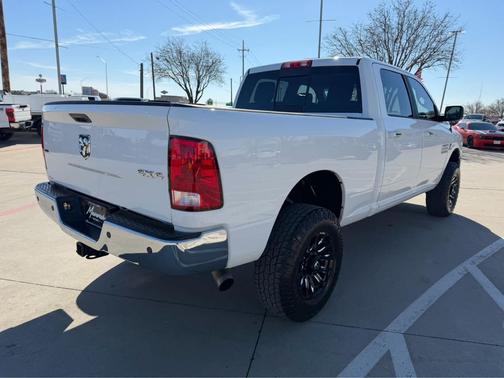 2018 RAM 2500 SLT Crew Cab 4x4 6'4' Box