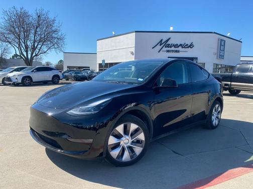 2023 Tesla Model Y Long Range Dual Motor All-Wheel Drive