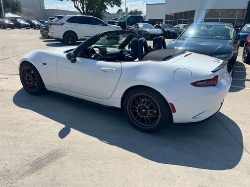 2016 Mazda MX-5 Miata Club
